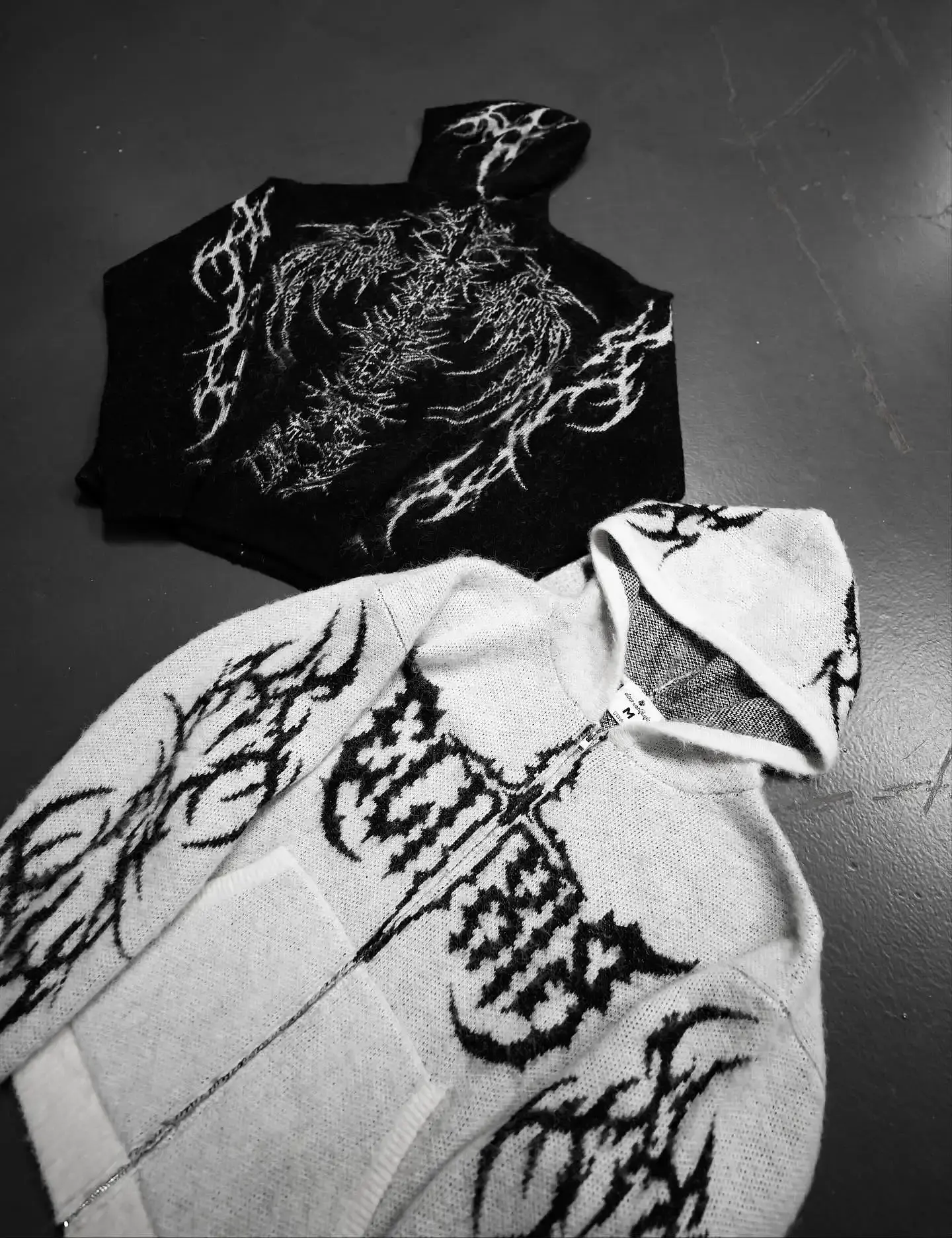 Sudadera con capucha de estilo Y2K con estampado de zarzas
 1