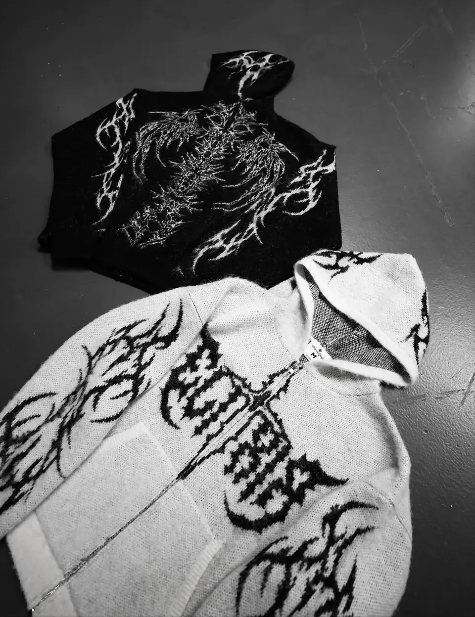 Sudadera con capucha de estilo Y2K con estampado de zarzas
 1