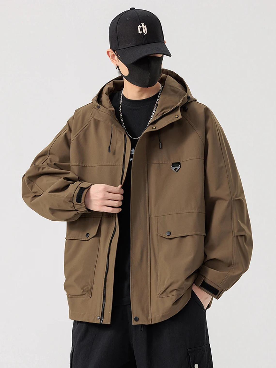 Chaqueta cortavientos con capucha 3