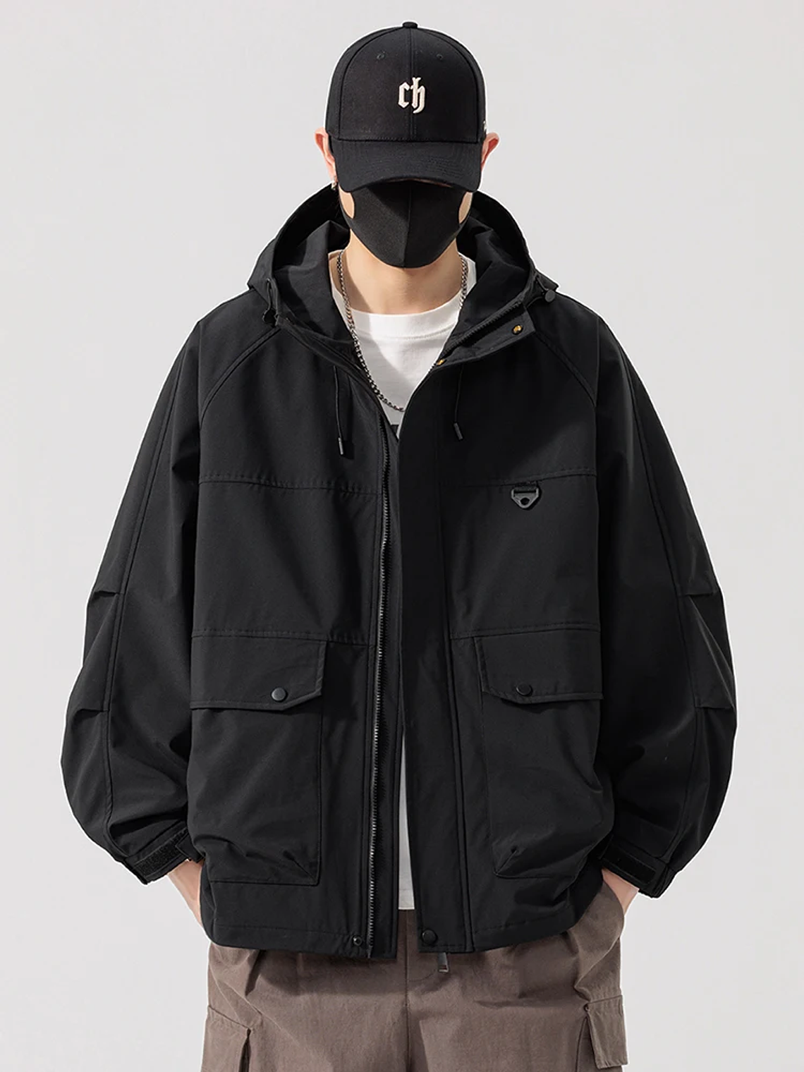 Chaqueta cortavientos con capucha 4