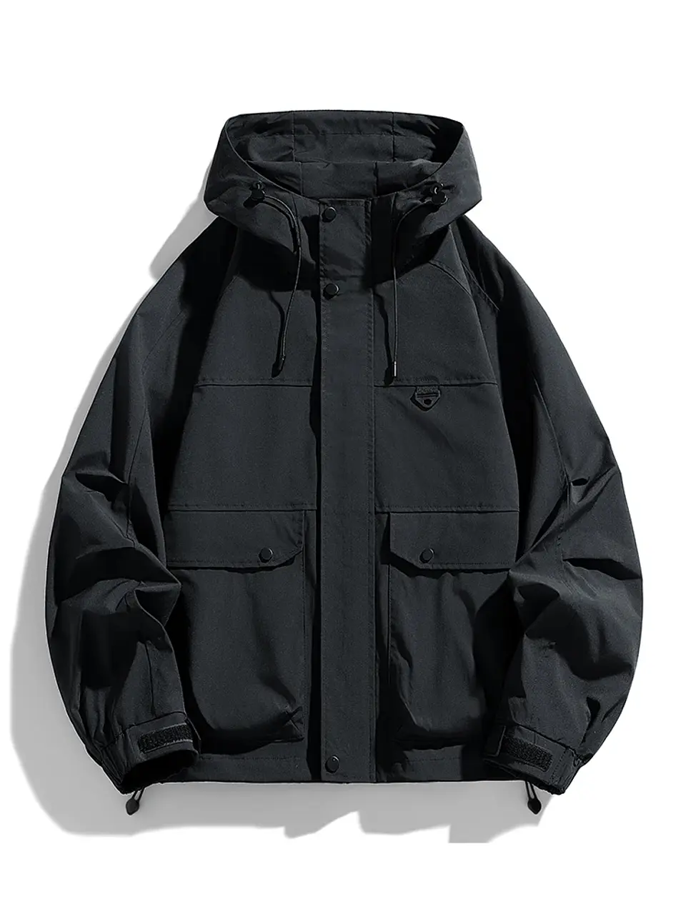 Chaqueta cortavientos con capucha 14