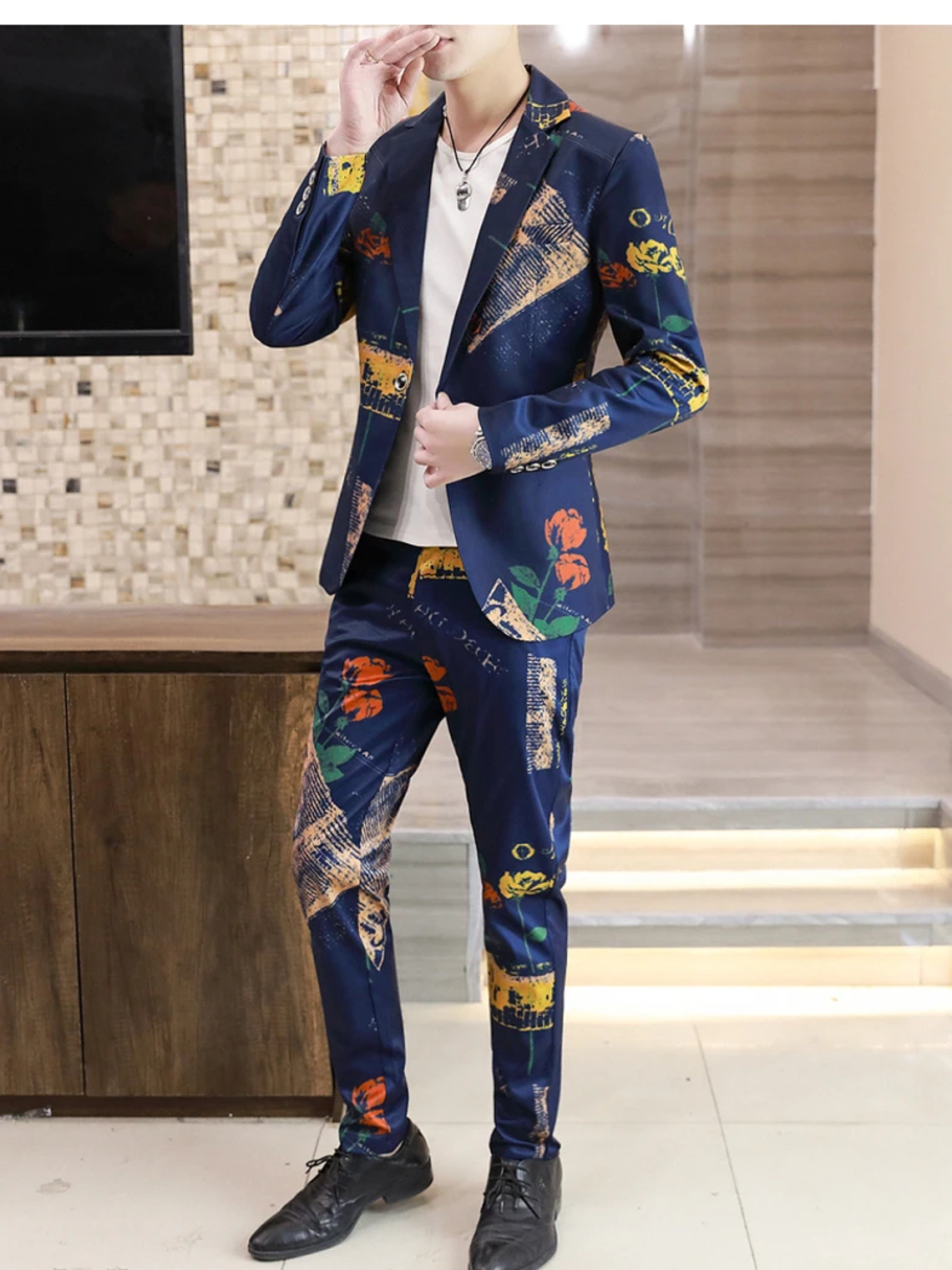 Elegante traje completo 9