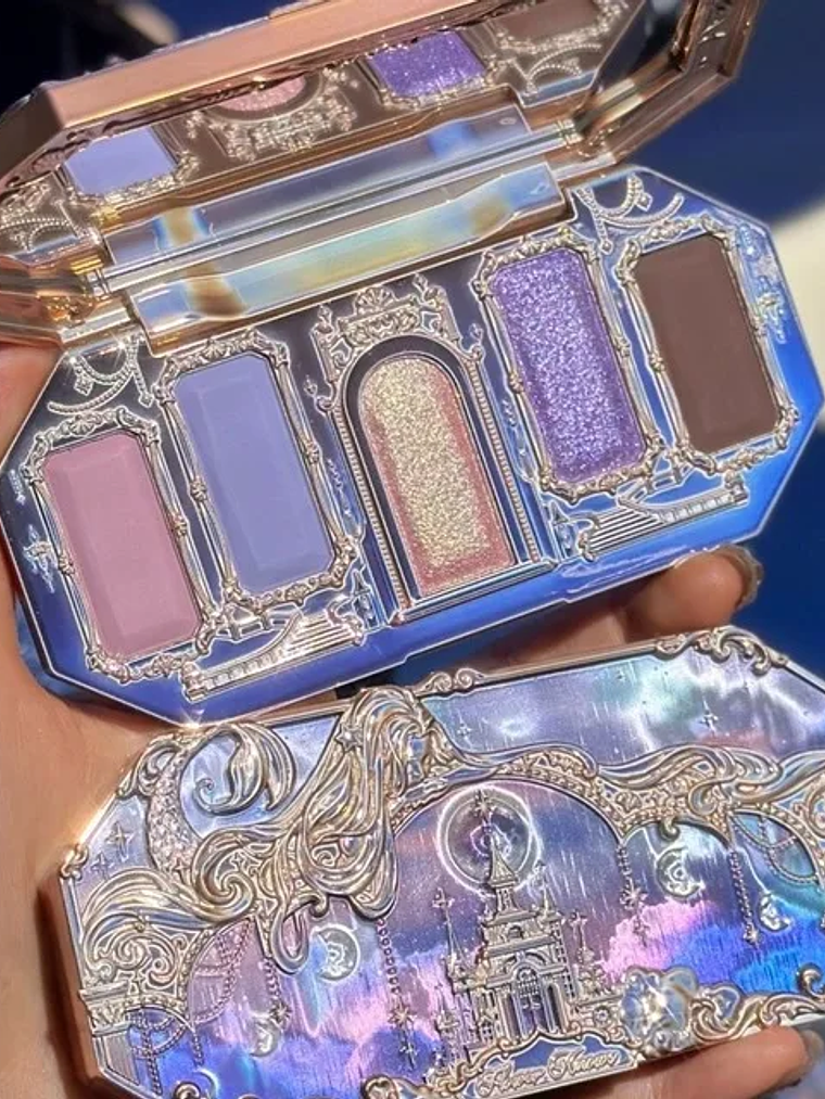 Paleta de sombras de ojos Flower Knows Makeup Moonlight Mermaid de 5 colores mate con brillo camaleón  1