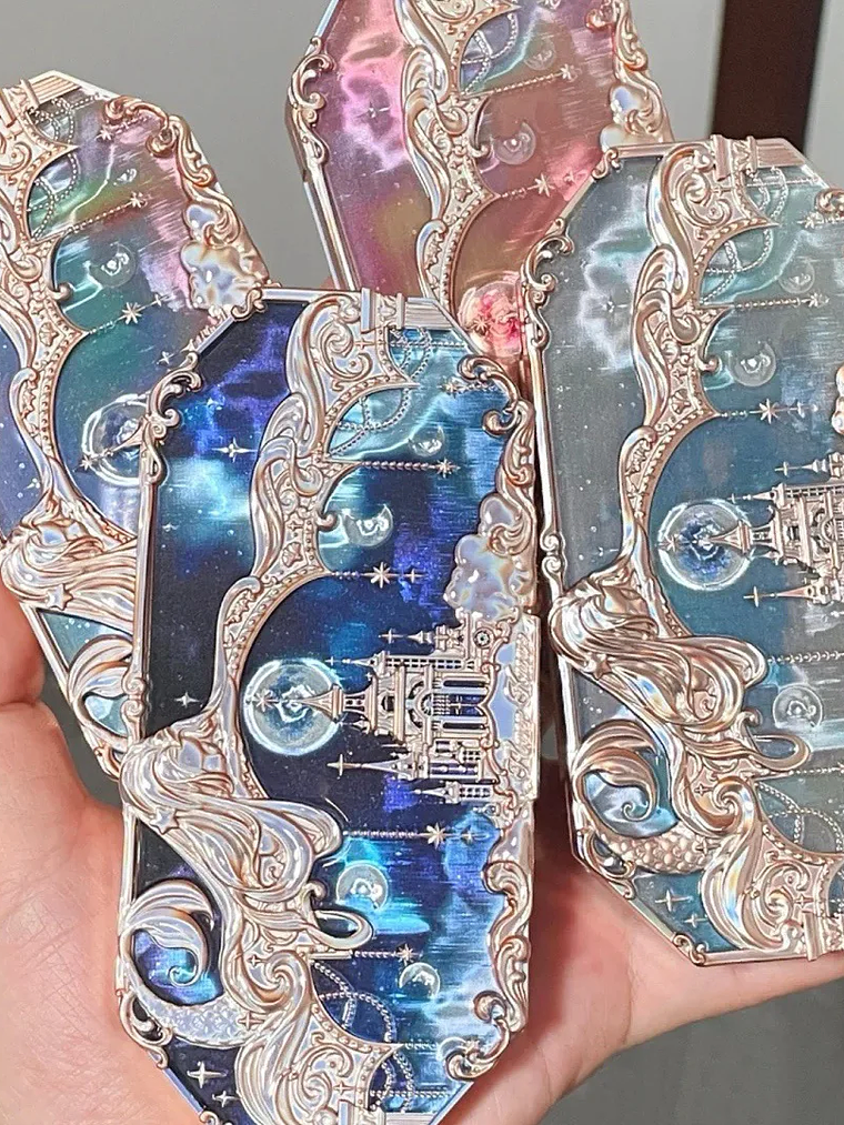 Paleta de sombras de ojos Flower Knows Makeup Moonlight Mermaid de 5 colores mate con brillo camaleón  2