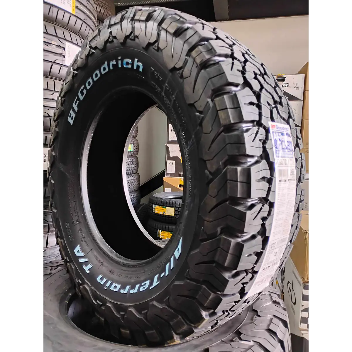 NEUMATICO 265/70R17 121/118S BFGOODRICH ALL TERRAIN KO2