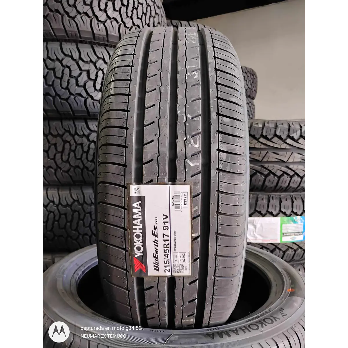 NEUMATICO 215/45R17 91V YOKOHAMA BLUEARTH ES32
