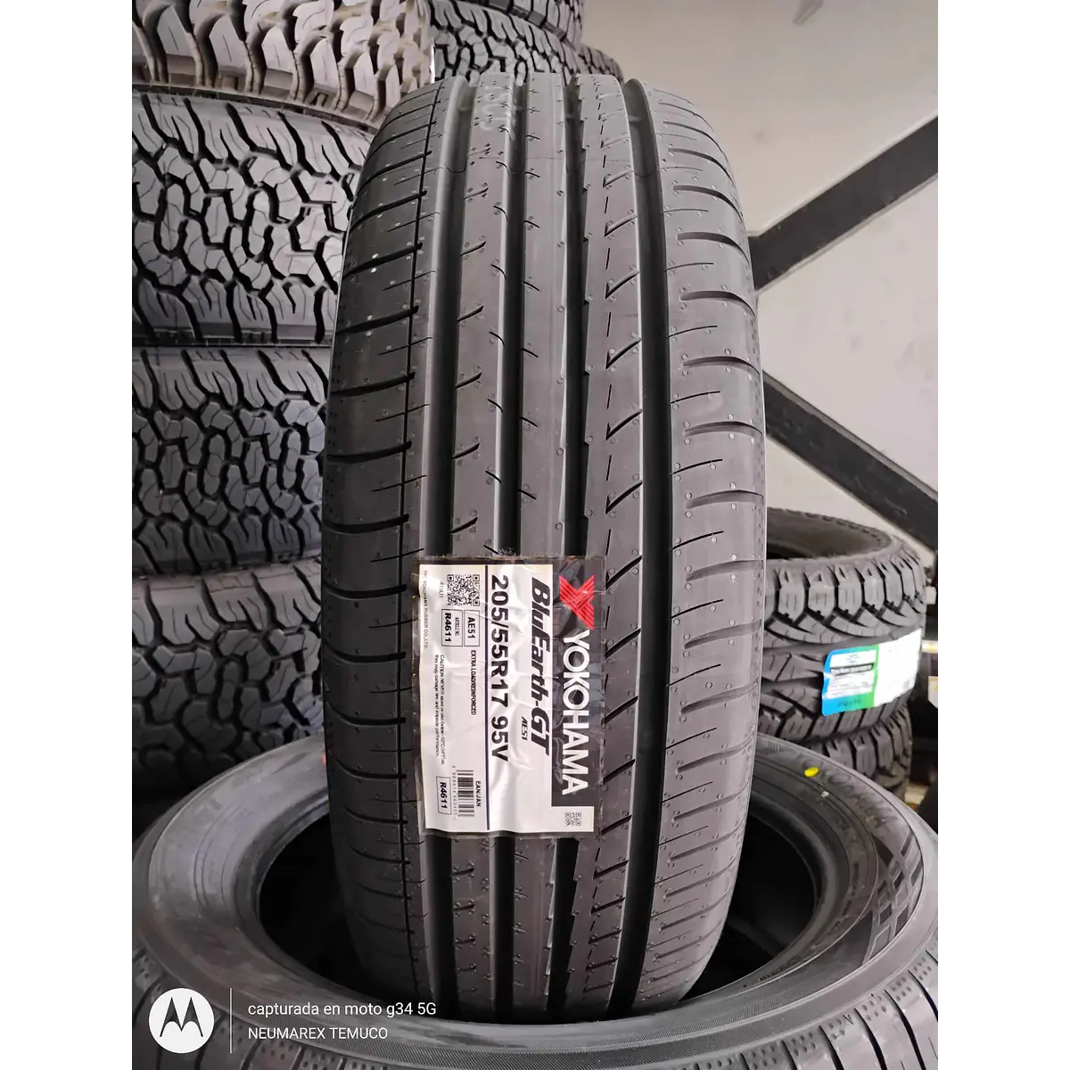 NEUMATICO 205/55R17 95V YOKOHAMA BLUEARTH GT AE51