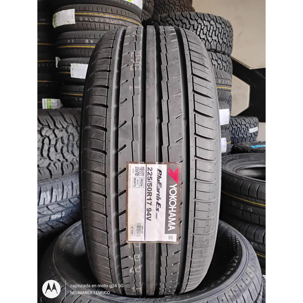 NEUMATICO 225/50R17 94V YOKOHAMA BLUEARTH ES32