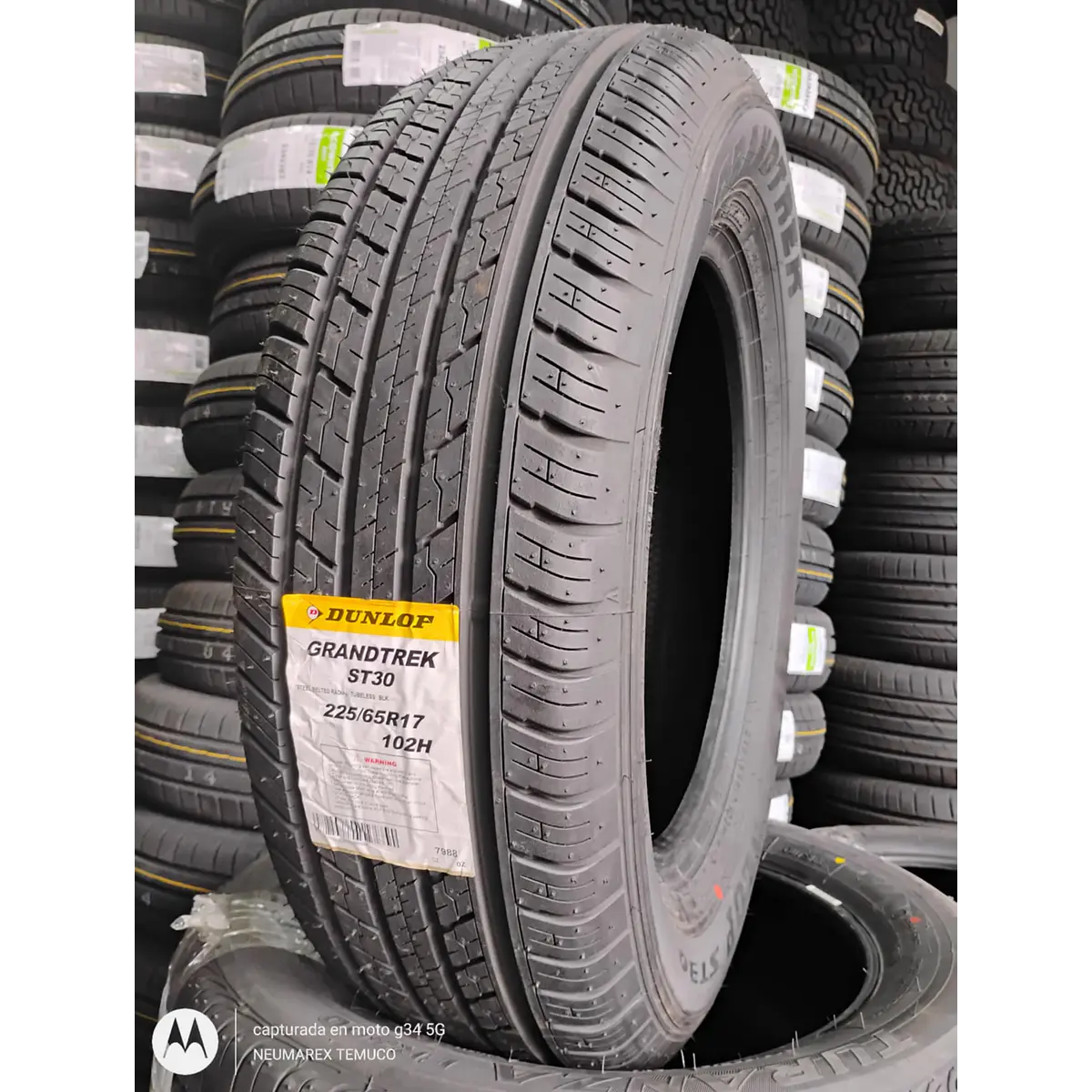 NEUMATICO 225/65R17 102H DUNLOP GRANDTREK ST30