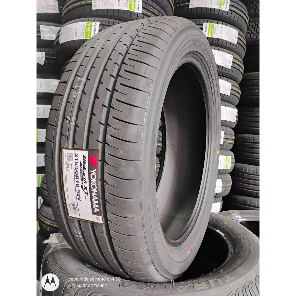 NEUMATICO 215/50R18 92V YOKOHAMA BLUEARTH XT AE61 (JP)