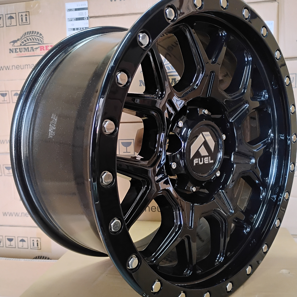 LLANTA ARO 17, 9"PULGADAS, APERNADURA 6X139,7