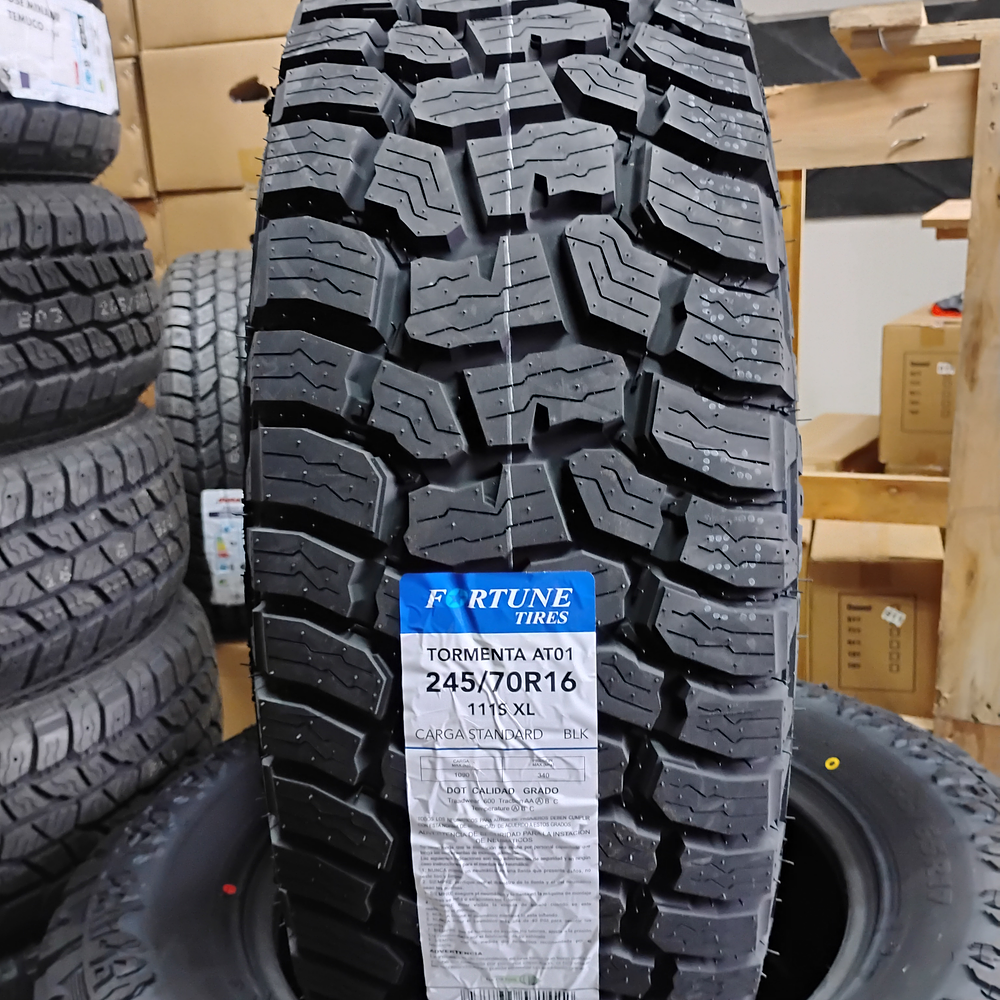 Neumático 245/70R16 111S Fortune Tormenta AT01