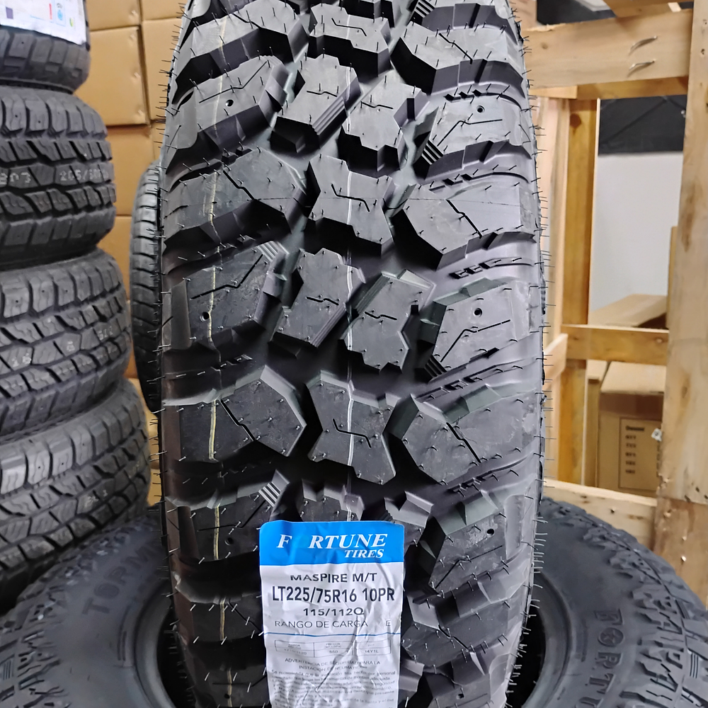 Neumatico 225/75R16 115/112Q Fortune Maspire M/T