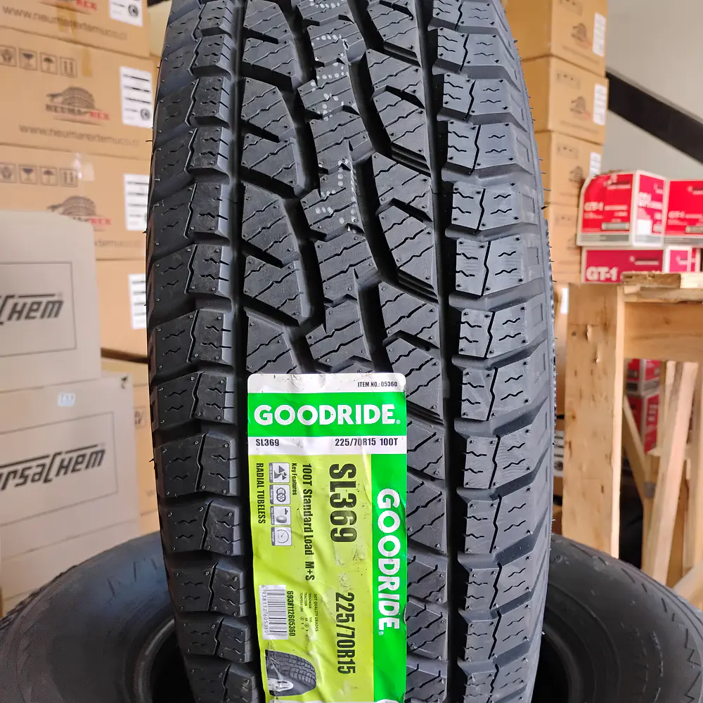 Neumático 225/70R15 100T GOODRIDE SL369