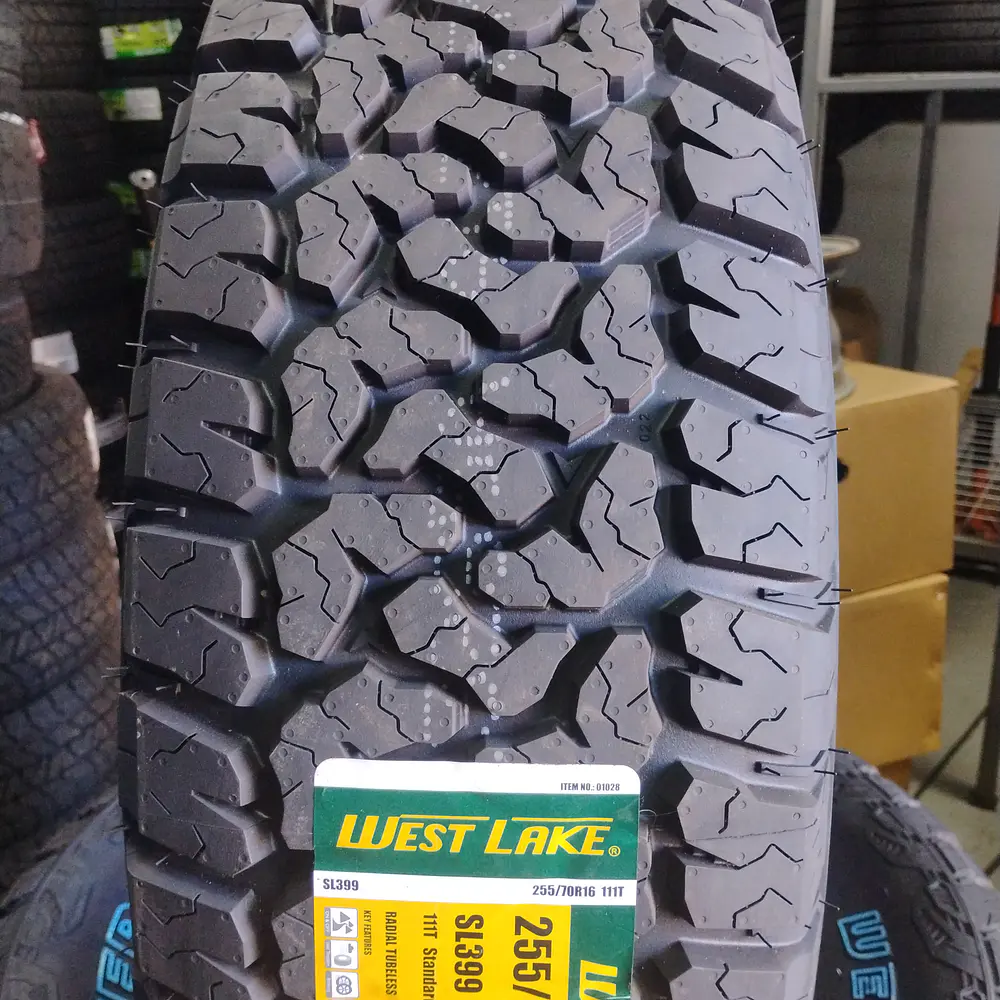 Neumático Westlake SL369 A/T 255/70R16 111T – Rendimiento Todoterreno Mixto
