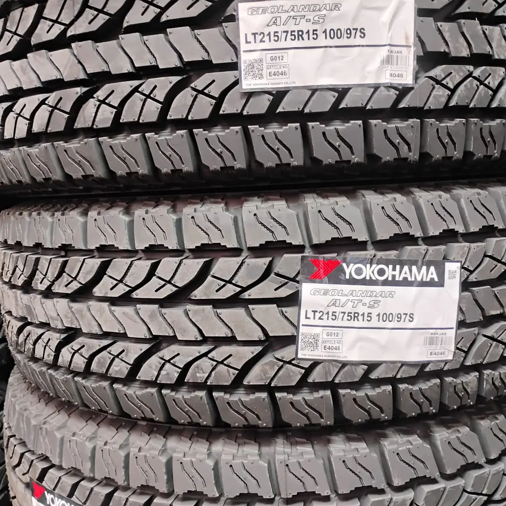 NEUMATICO 215/75R15 100/97S YOKOHAMA GEOLANDAR A/T-S G012 