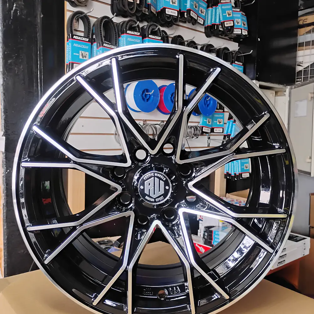 LLANTA ARO 14, 6"PULGADAS, APERNADURA 4X100-4X114