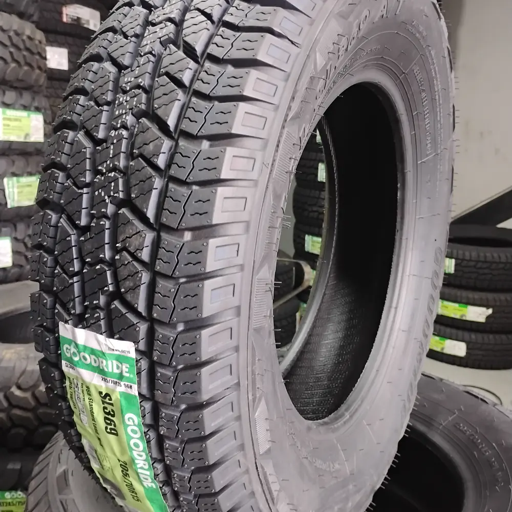 Neumático 205/70R15 Goodride SL369 A/T (96H) All-Terrain
