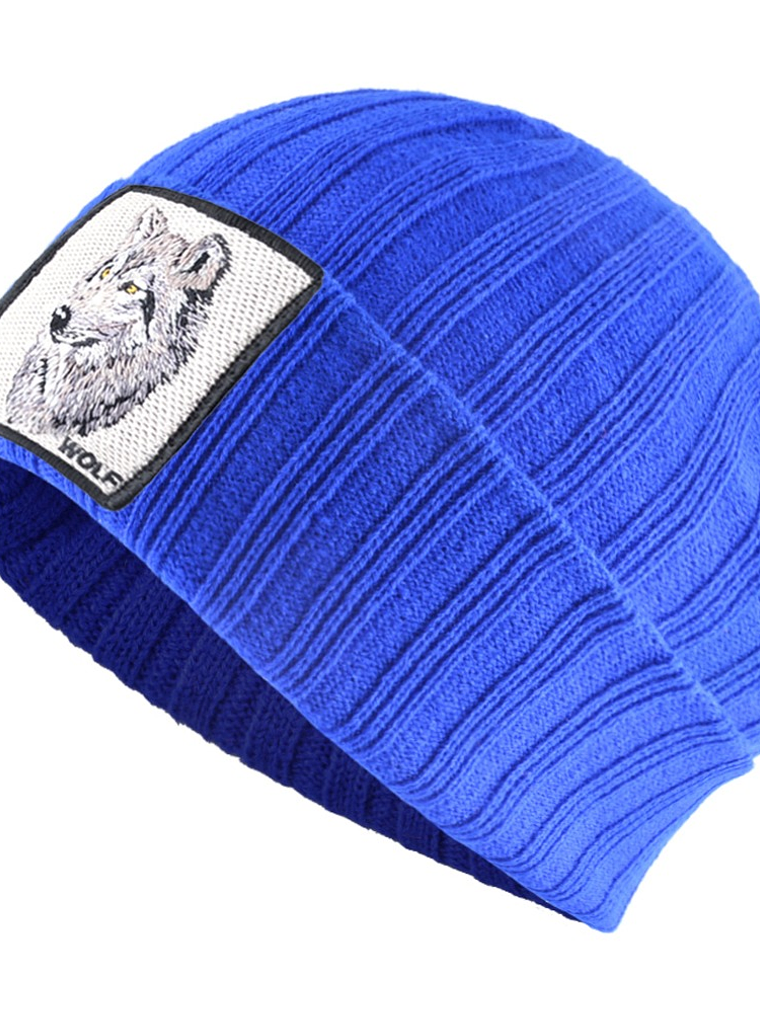 Gorro Lobo Bordado 5