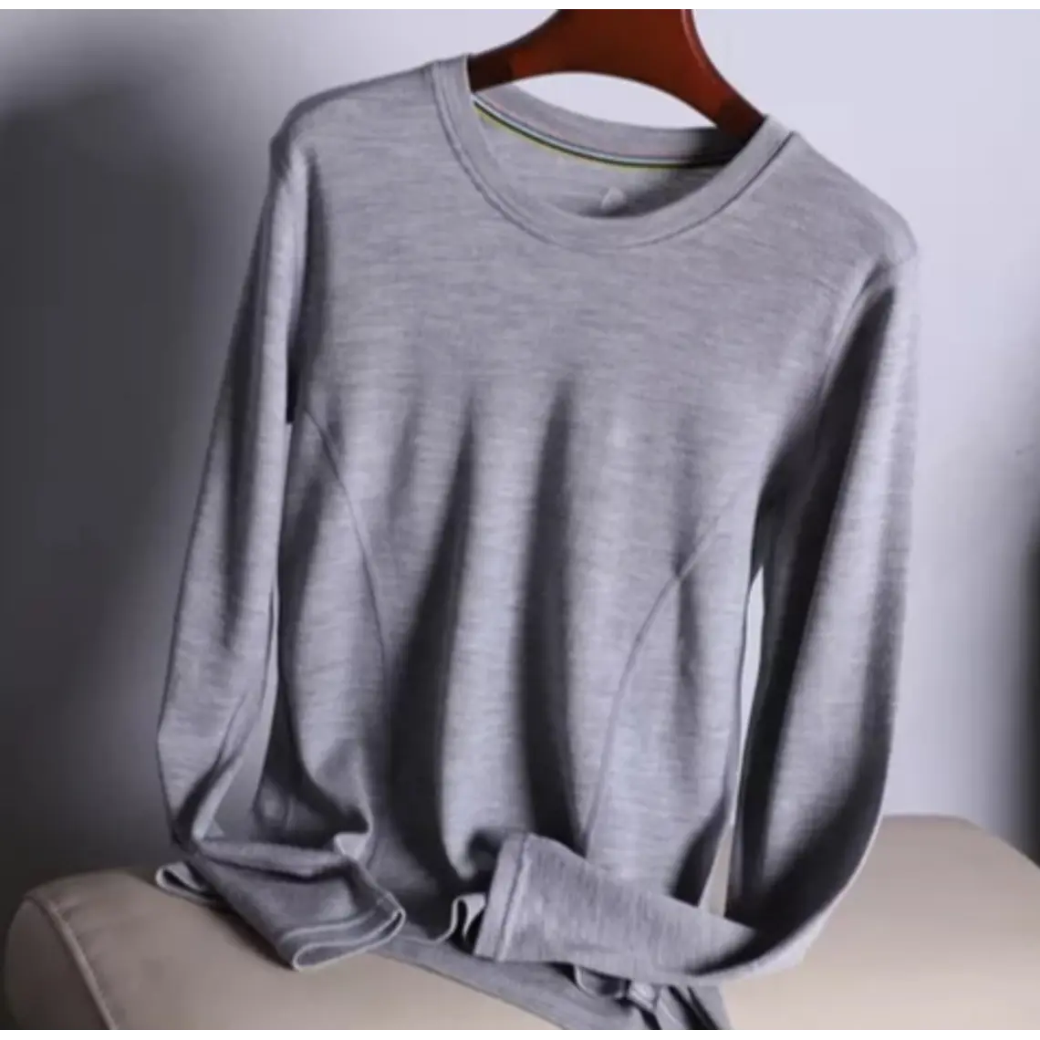 Primera Capa Superior Lana Merino 245 g. Mujer 12