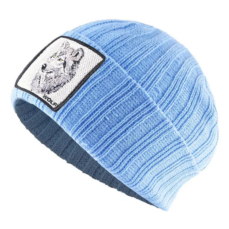 Gorro Lobo Bordado 1