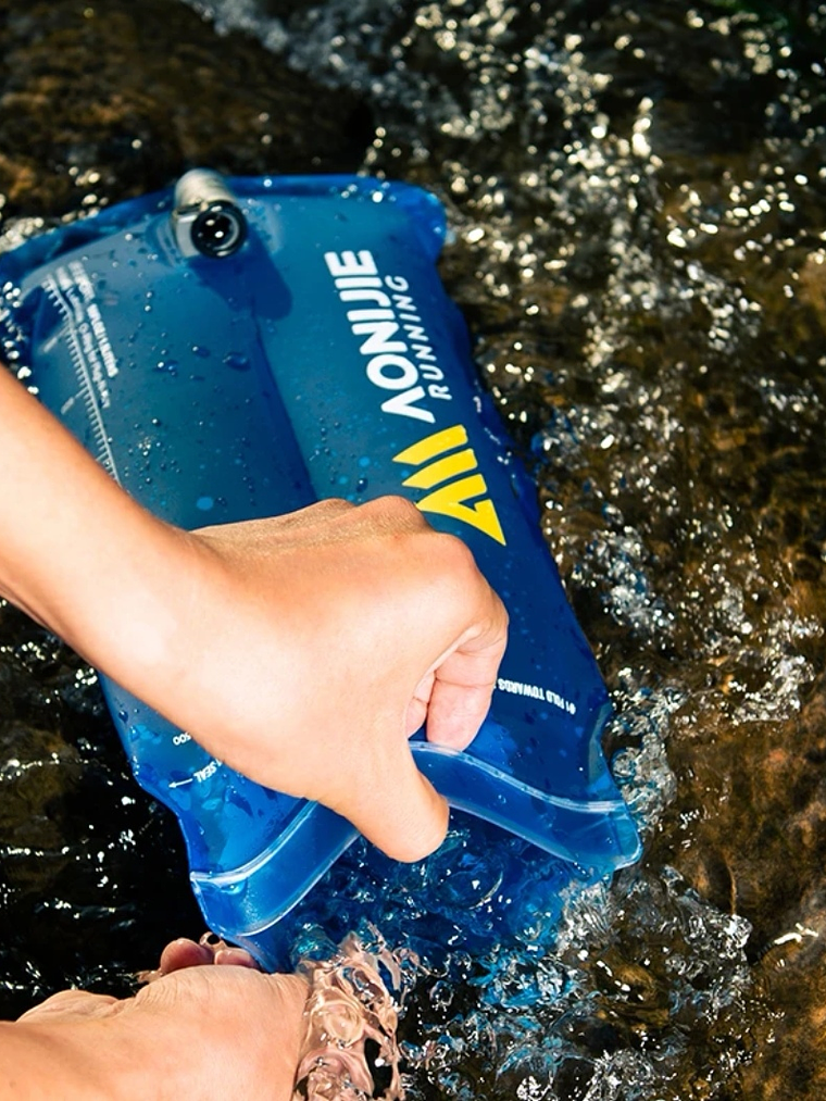 Bolsa de Hidratación Aonijie 1.5 L SD62 8