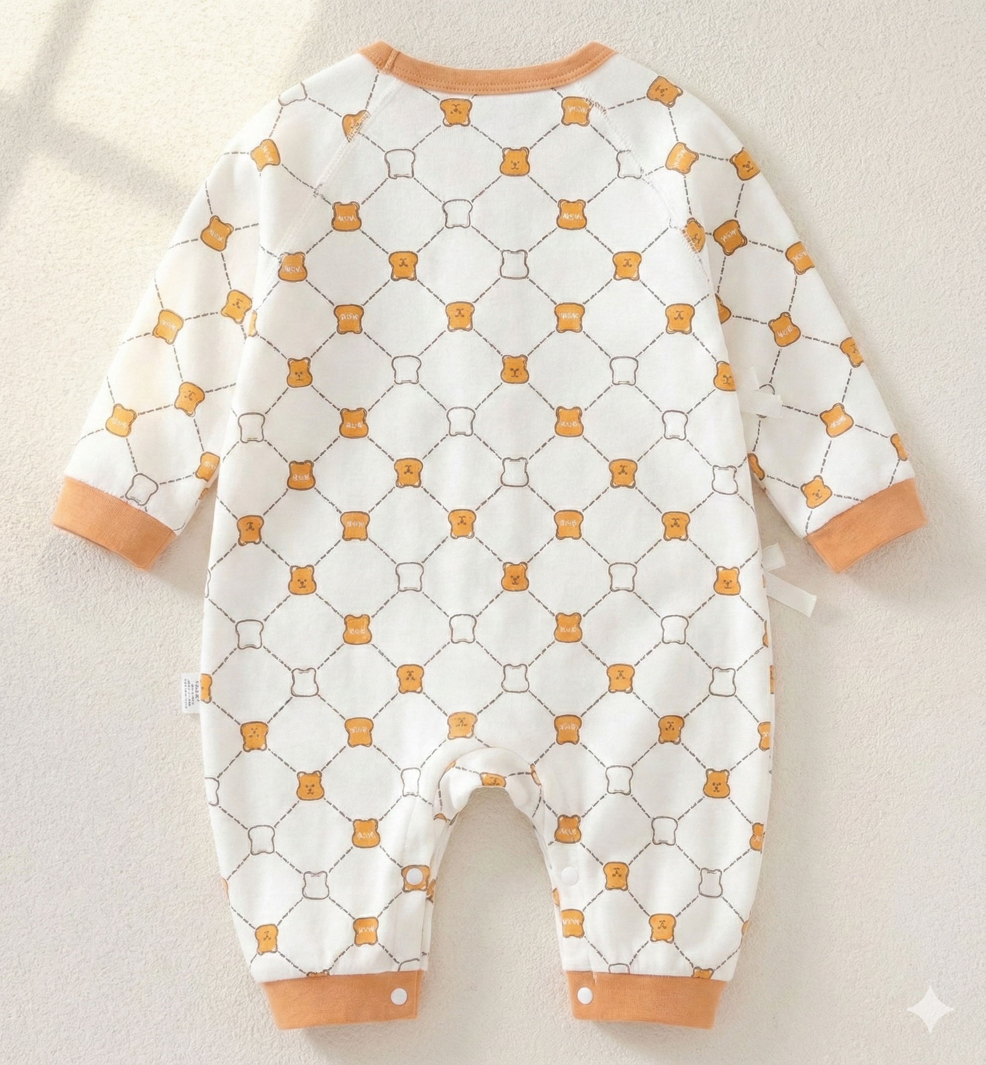 Enterito Osito Geométrico Naranjo – 100% Algodón Natural que Protege su Piel. 8