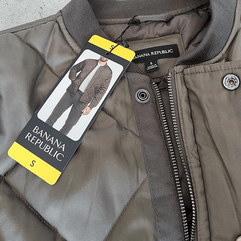Chaqueta Bomber Quilter verde acolchada Banana Republic