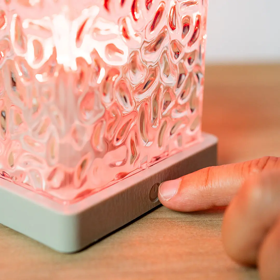 Projetor de Luz LED Boralamp: Auroras Boreais Recarregável, 8 Cores e Efeitos para Quarto 2