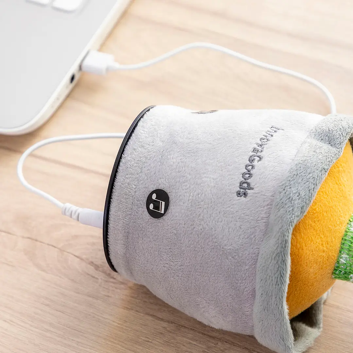 Cato Bailarino Cacxi Recarregável: Dança, Fala e Ilumina com LED Multicolorido e Música 2