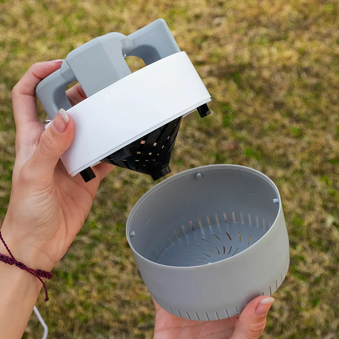 Lâmpada Anti-Mosquitos KL-Silen: Mata Insetos por Sucção UV, Silenciosa, Ideal para Interiores 3