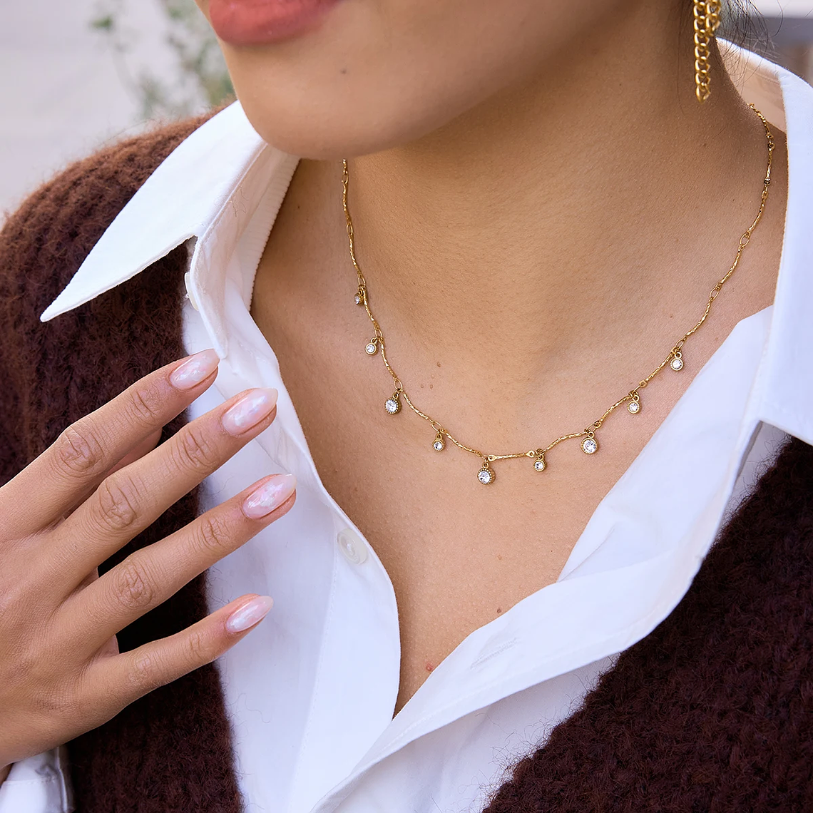 Colar Camadas Corrente Martelada com Zircônia Branca | Colar Feminino em Aço Inoxidável Banhado a Ouro 18K PVD - Presente Elegante 1