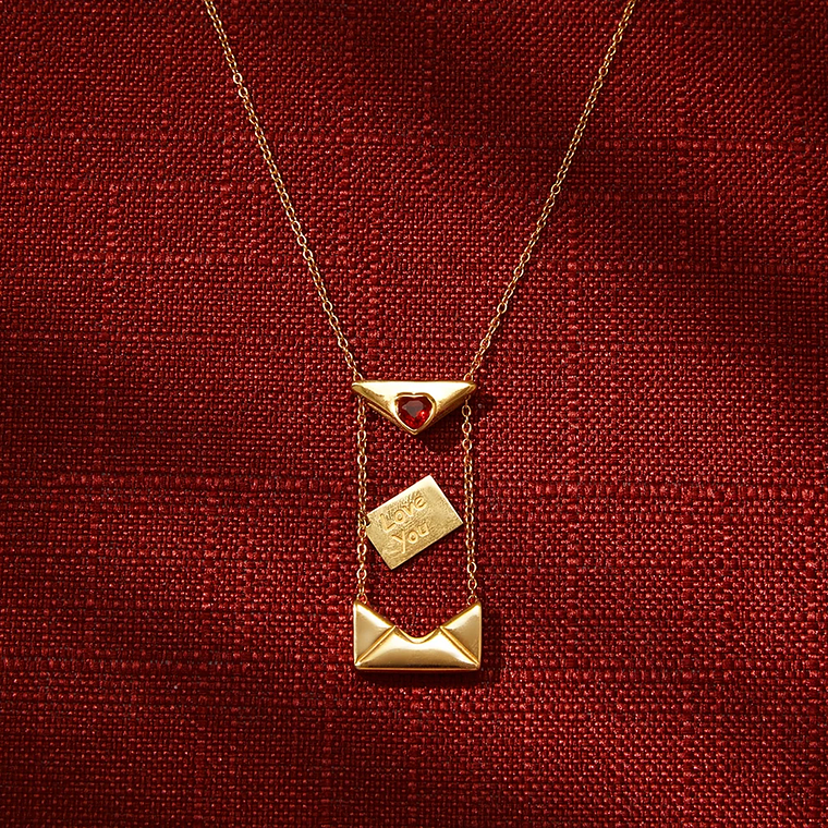 Colar Pingente Envelope que Abre com Coração Vermelho | Colar Feminino com Inscrição 