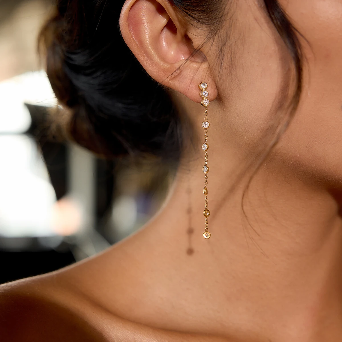 Brincos Longos Minimalistas com Franjas de Zircônia e Pérolas Falsas | Brincos Femininos em Aço Inoxidável Banhado a Ouro 4