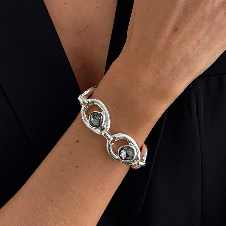 Pulseira Punk Irregular em Acrílico Preto com Strass | Pulseira de Mão Ajustável para Mulheres - Tendência 2026 7