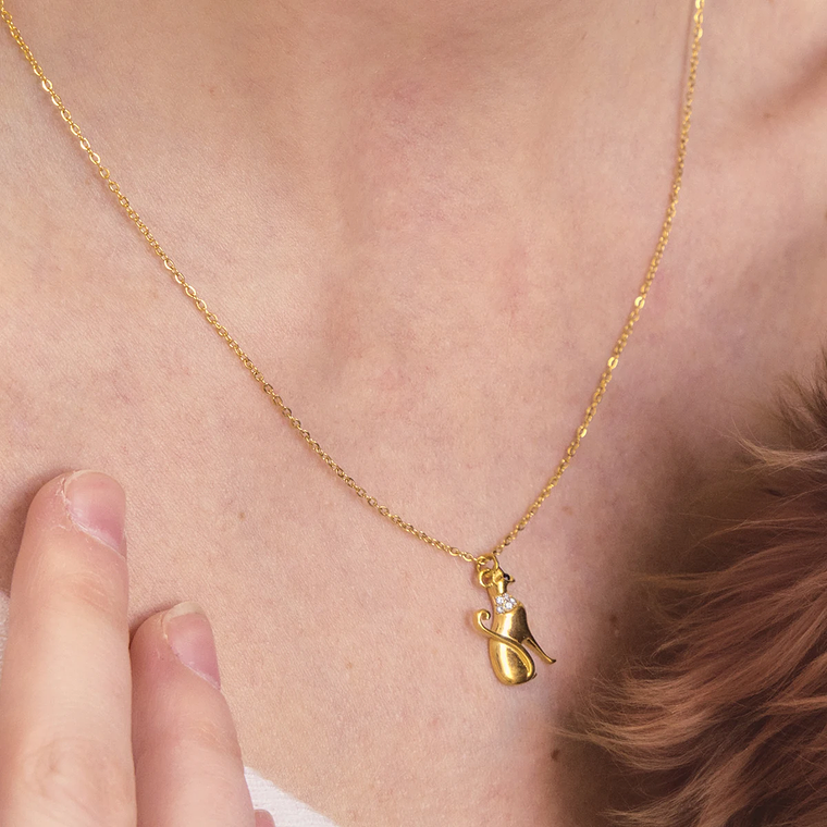 Colar Pingente Gato com Strass Branco | Colar Feminino Banhado a Ouro 18K PVD com Corrente O-Chain 4