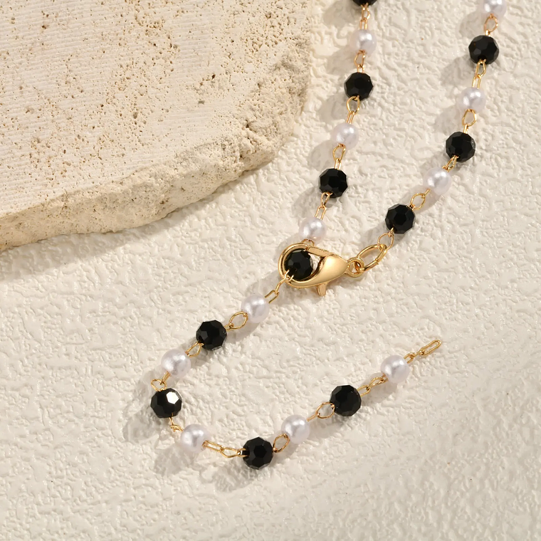 Colar Longo em Formato Y com Contas Pretas e Pérolas Falsas | Colar Feminino Banhado a Ouro Dourado - Presente Romântico e Fashion 5