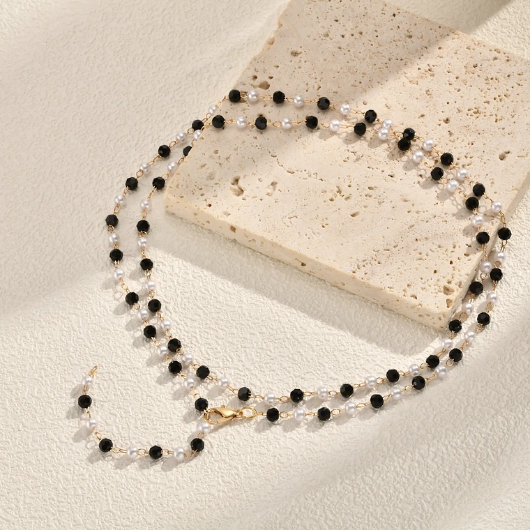 Colar Longo em Formato Y com Contas Pretas e Pérolas Falsas | Colar Feminino Banhado a Ouro Dourado - Presente Romântico e Fashion 6