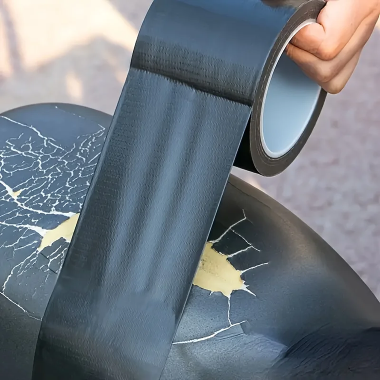 Fita de Reparação de Couro 5m | Autocolante para Móveis, Assentos e Fendas 1