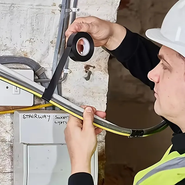 BlackVolt 50m: Fita Isoladora de Borracha Resistente a Altas Temperaturas para Uso Profissional e Doméstico 5