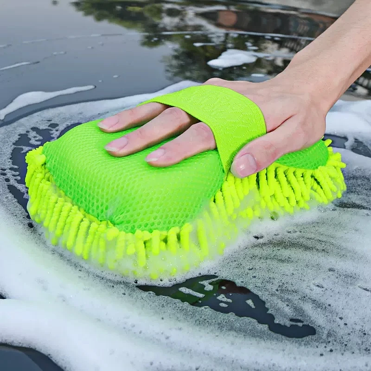 MicroWash Glove: A Luva de Microfibra para Lavagem Automóvel sem Riscos 1