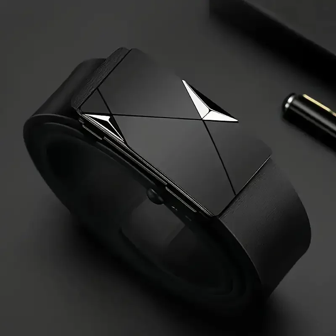 UrbanClass Auto: O Cinto PU com Fivela Automática para o Homem Moderno 4