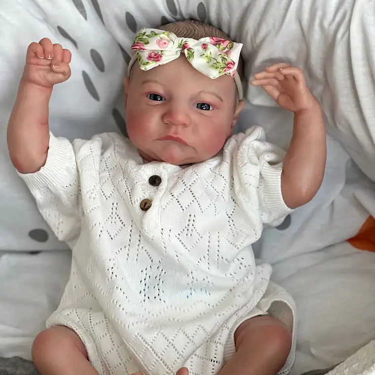 Boneca Reborn NPK 'Levi Awake' 49cm - Silicone Flexível com Pele 3D Realista, Veias Visíveis e Cabelo Pintado à Mão - Edição Limitada para Colecionadores 4