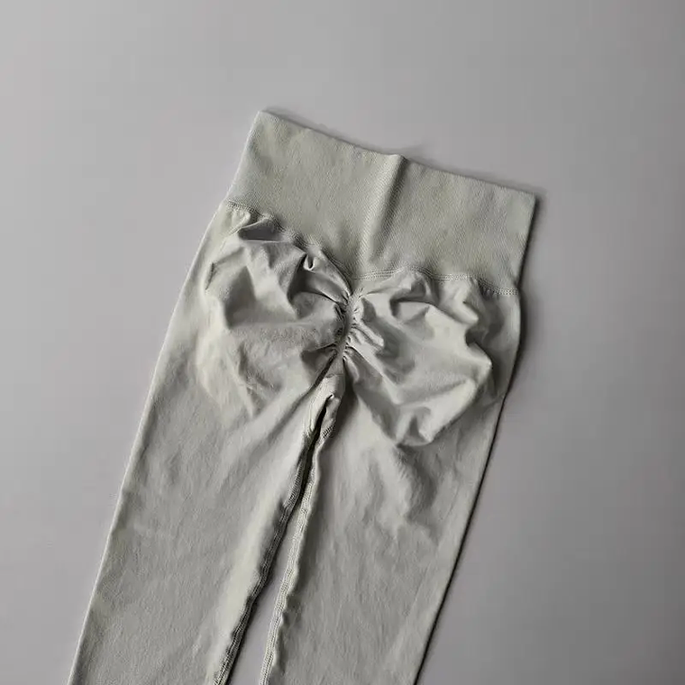 Women's Yoga Leggings - High Waist, Invisible Seams, Hip Lifting, Nylon/Spandex, Elastic 18