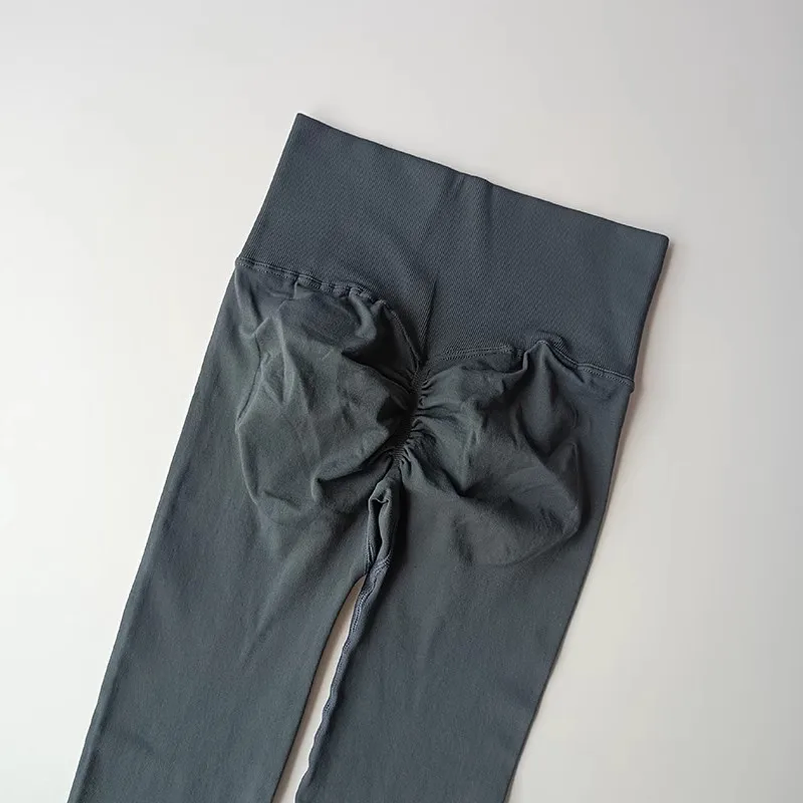 Women's Yoga Leggings - High Waist, Invisible Seams, Hip Lifting, Nylon/Spandex, Elastic 26