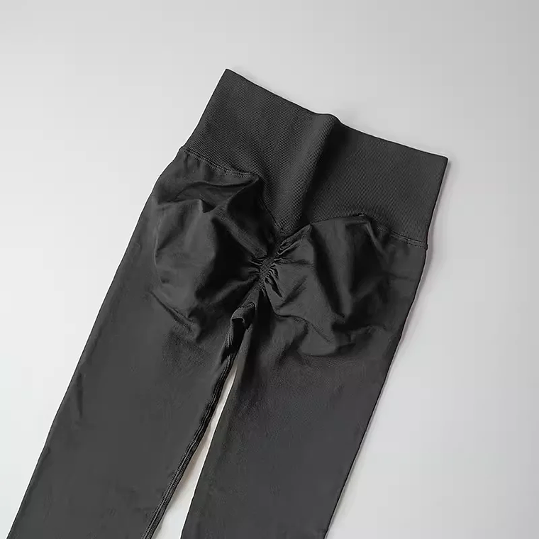 Women's Yoga Leggings - High Waist, Invisible Seams, Hip Lifting, Nylon/Spandex, Elastic 38