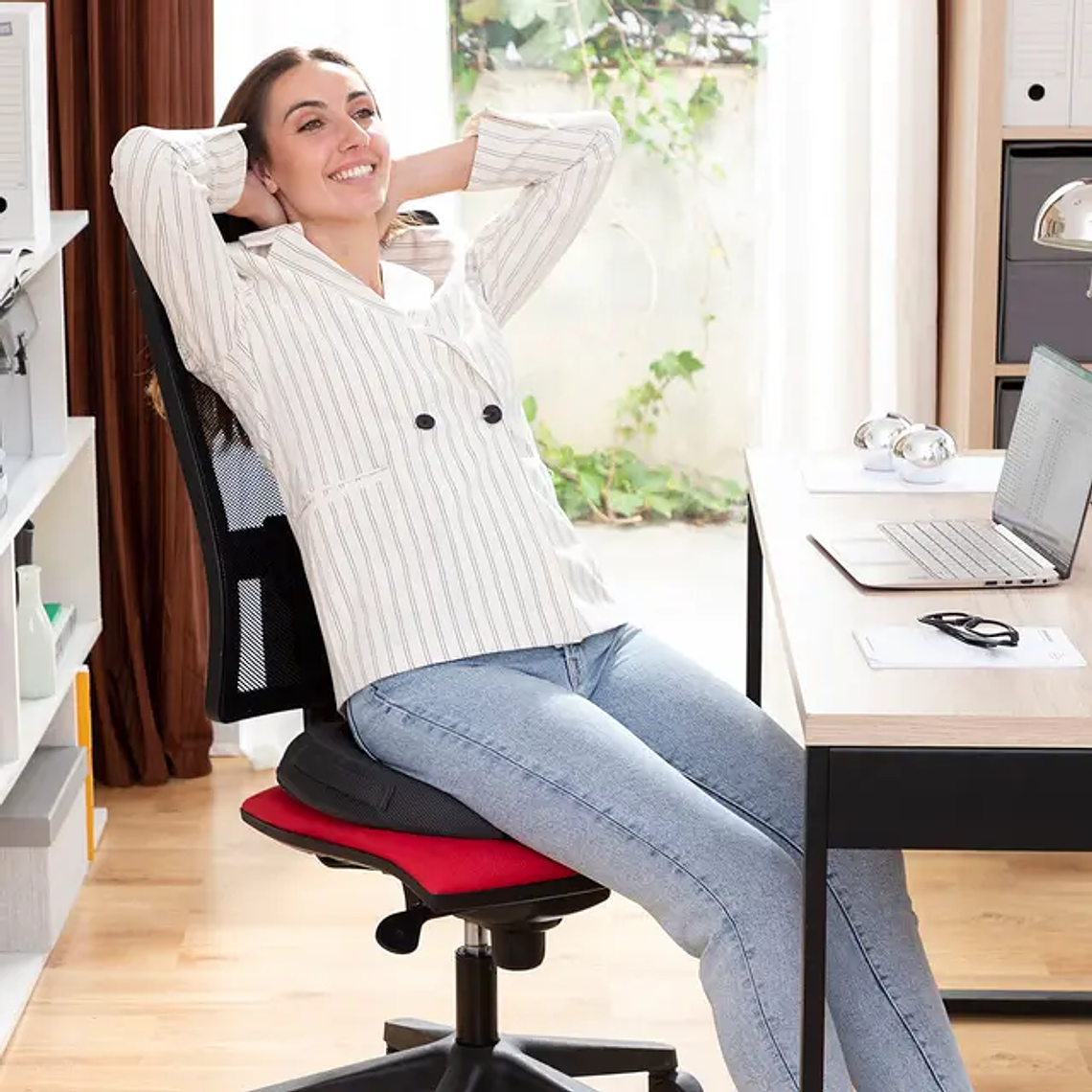 Almofada Ergonómica de Gel e Carvão de Bambu para Cadeira - Alivia Dores, com Capa Lavável | InnovaGoods 4