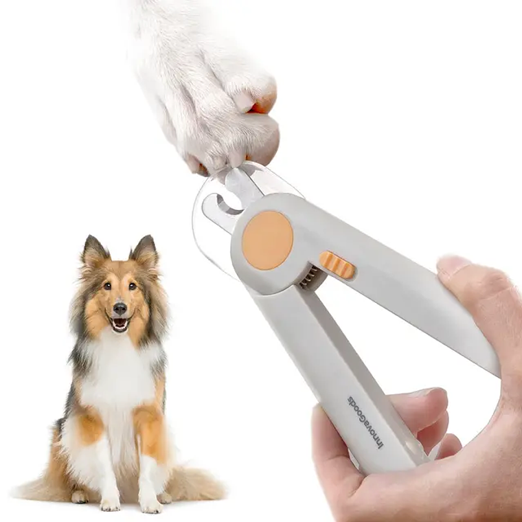 Nail clipper for dogs and cats with LED light - Clipet, safe and with a holder | InnovaGoods 5