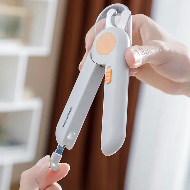 Nail clipper for dogs and cats with LED light - Clipet, safe and with a holder | InnovaGoods 7