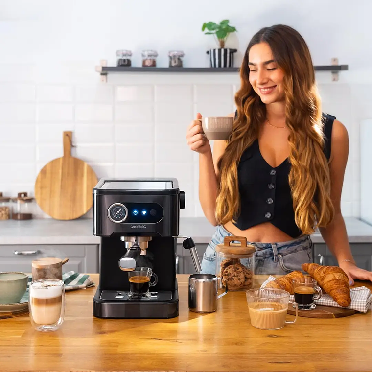 Máquina Café Expresso Manual Cecotec Power Espresso 20 Pro - 1.5L, 20 bar, Aço Inox, Vaporizador 2